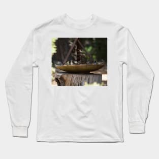 Keeping Cool - by South Australian artist Avril Thomas at Magpie Springs - Adelaide Hills Wine Region - Fleurieu Peninsula - Winery Long Sleeve T-Shirt